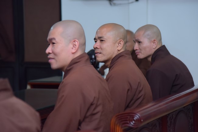 Lễ thế phát xuất gia 08/12 Nhâm Dần