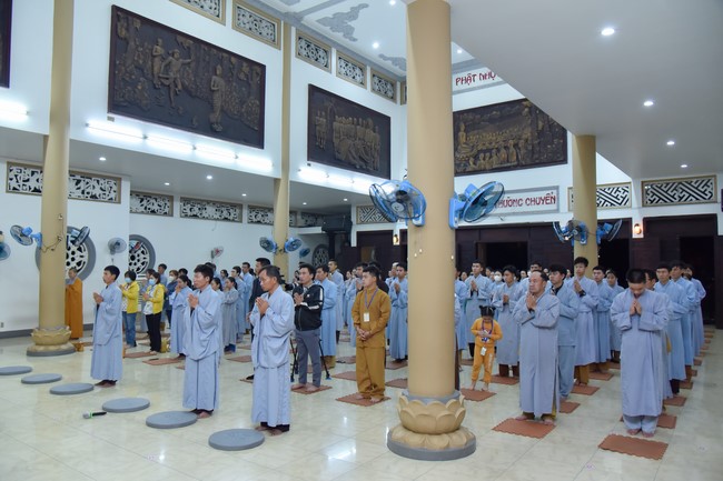 Lễ thế phát xuất gia 08/12 Nhâm Dần