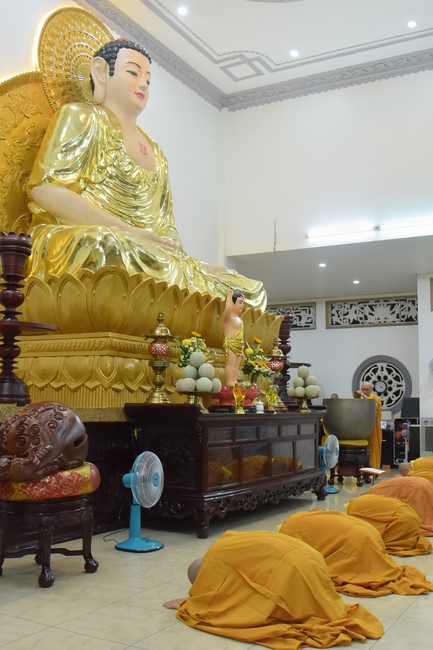 Lễ thế phát xuất gia 08/12 Nhâm Dần