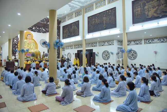 Lễ thế phát xuất gia 08/12 Nhâm Dần