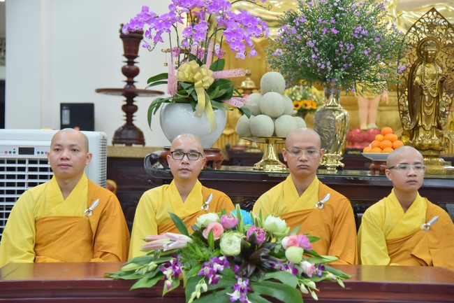 Lễ thế phát xuất gia 08/12 Nhâm Dần