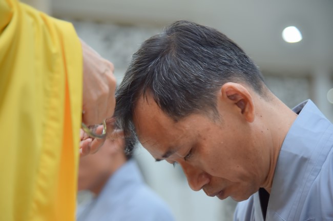 Lễ thế phát xuất gia 08/12 Nhâm Dần