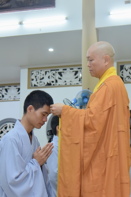 Lễ thế phát xuất gia 08/12 Nhâm Dần