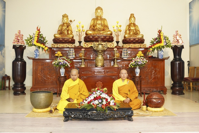 Commemorating enlightened achievement of Bodhisattva Siddhartha at Dong Cao pagoda
