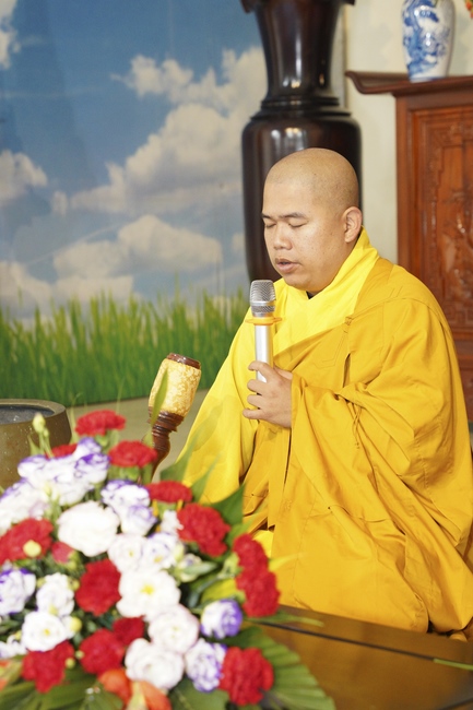 Commemorating enlightened achievement of Bodhisattva Siddhartha at Dong Cao pagoda