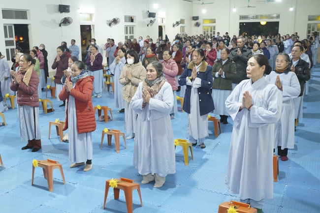 Commemorating enlightened achievement of Bodhisattva Siddhartha at Dong Cao pagoda