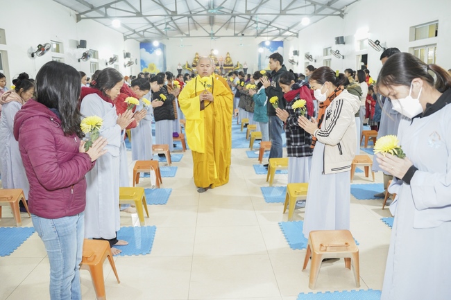 Commemorating enlightened achievement of Bodhisattva Siddhartha at Dong Cao pagoda