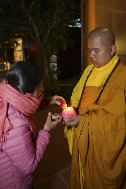 Commemorating enlightened achievement of Bodhisattva Siddhartha at Dong Cao pagoda
