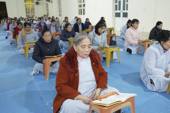 Commemorating enlightened achievement of Bodhisattva Siddhartha at Dong Cao pagoda