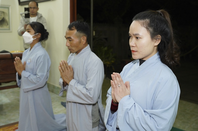 Commemorating enlightened achievement of Bodhisattva Siddhartha at Dong Cao pagoda