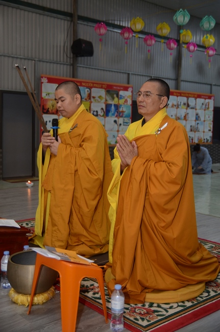 Commemorating enlightened achievement of Bodhisattva Siddhartha at Bon pagoda, Nghe An
