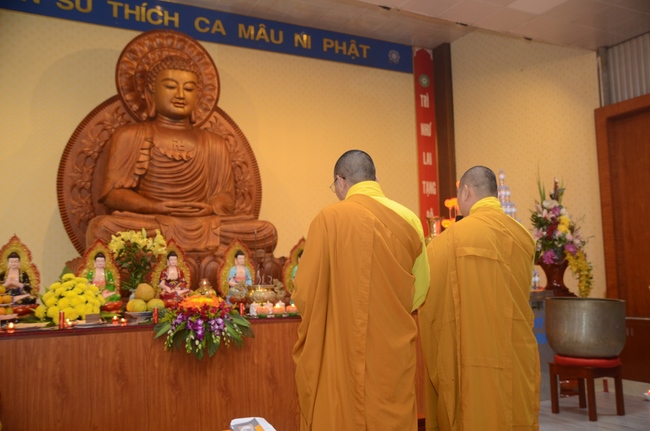 Commemorating enlightened achievement of Bodhisattva Siddhartha at Bon pagoda, Nghe An