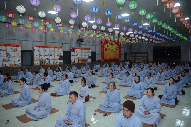 Commemorating enlightened achievement of Bodhisattva Siddhartha at Bon pagoda, Nghe An