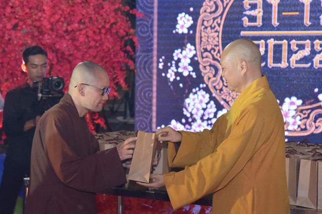 The 5th gratitude ceremony to disciples