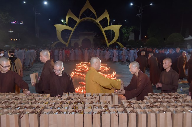 The 5th gratitude ceremony to disciples
