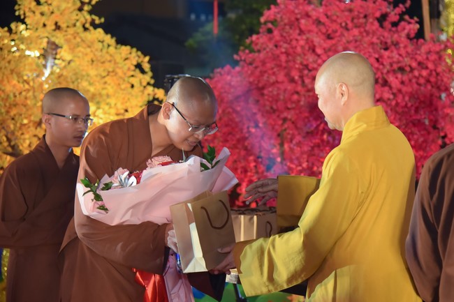 The 5th gratitude ceremony to disciples