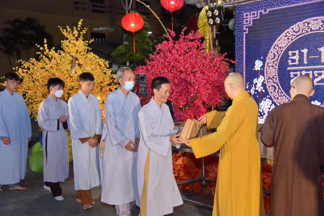 The 5th gratitude ceremony to disciples