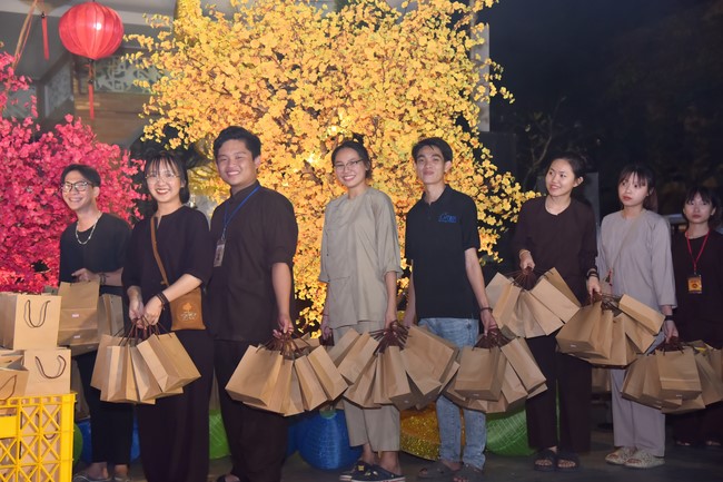 The 5th gratitude ceremony to disciples