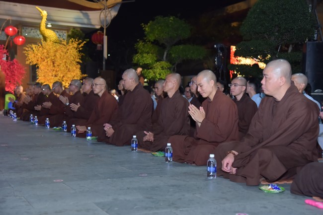 The 5th gratitude ceremony to disciples
