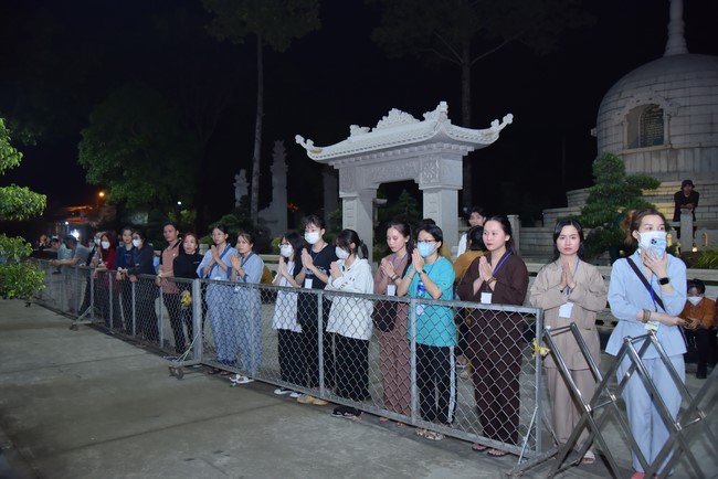 The 5th gratitude ceremony to disciples