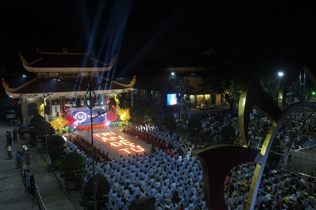 The 5th gratitude ceremony to disciples