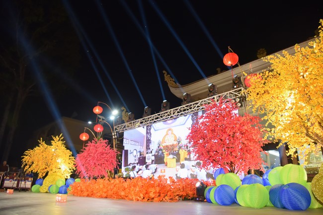 The 5th gratitude ceremony to disciples