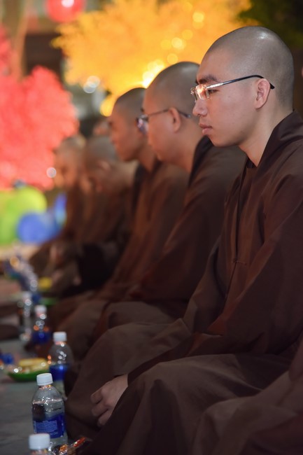 The 5th gratitude ceremony to disciples