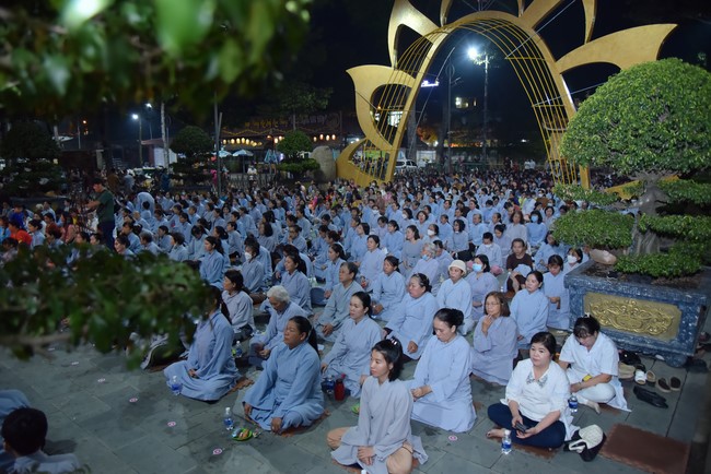 The 5th gratitude ceremony to disciples