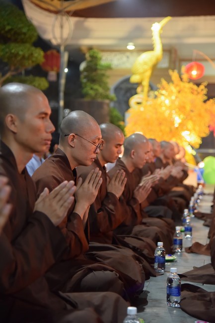The 5th gratitude ceremony to disciples