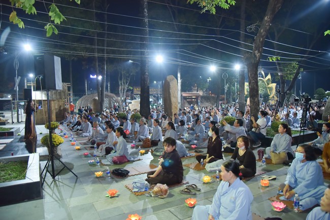 Khóa lễ sám hối nhân ngày Bồ Tát Tất Đạt Đa thành đạo