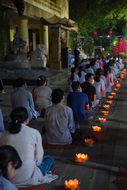 Khóa lễ sám hối nhân ngày Bồ Tát Tất Đạt Đa thành đạo