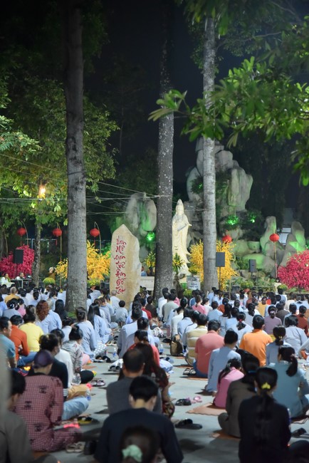 Khóa lễ sám hối nhân ngày Bồ Tát Tất Đạt Đa thành đạo