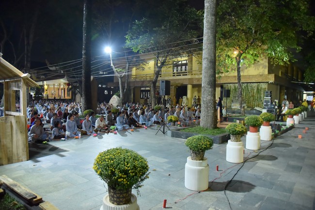 Khóa lễ sám hối nhân ngày Bồ Tát Tất Đạt Đa thành đạo