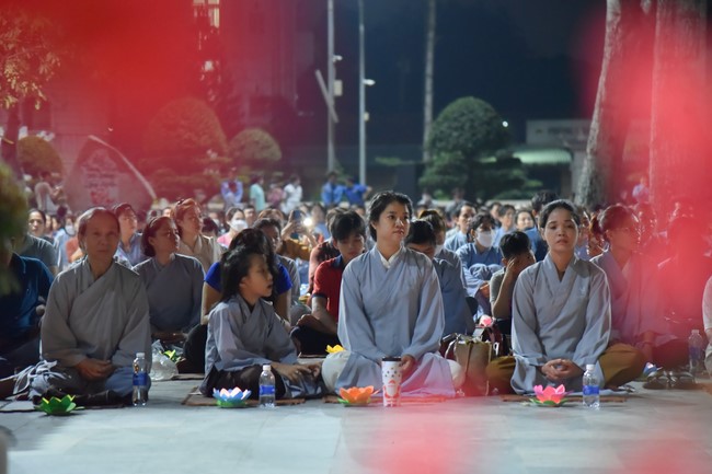 Khóa lễ sám hối nhân ngày Bồ Tát Tất Đạt Đa thành đạo