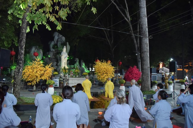 Khóa lễ sám hối nhân ngày Bồ Tát Tất Đạt Đa thành đạo