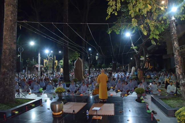 Khóa lễ sám hối nhân ngày Bồ Tát Tất Đạt Đa thành đạo