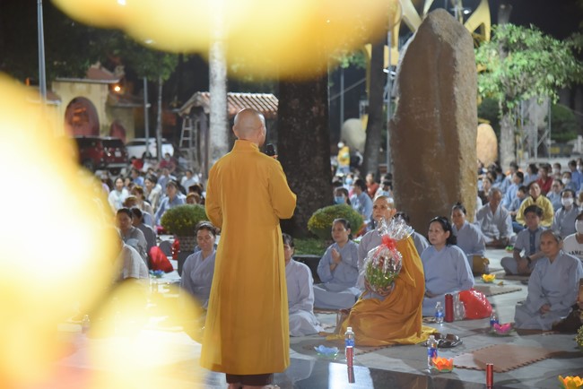 Khóa lễ sám hối nhân ngày Bồ Tát Tất Đạt Đa thành đạo