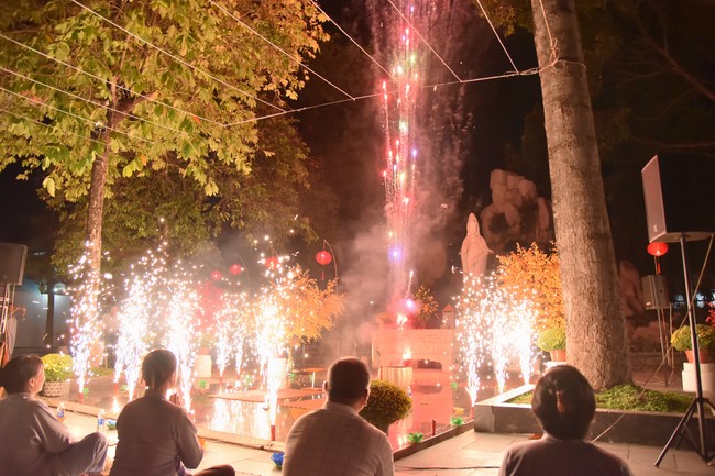 Khóa lễ sám hối nhân ngày Bồ Tát Tất Đạt Đa thành đạo