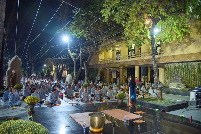 Khóa lễ sám hối nhân ngày Bồ Tát Tất Đạt Đa thành đạo