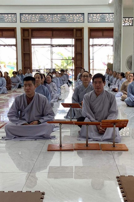 Chùa Hoằng Pháp Cambodia: Khóa tu niệm Phật một ngày