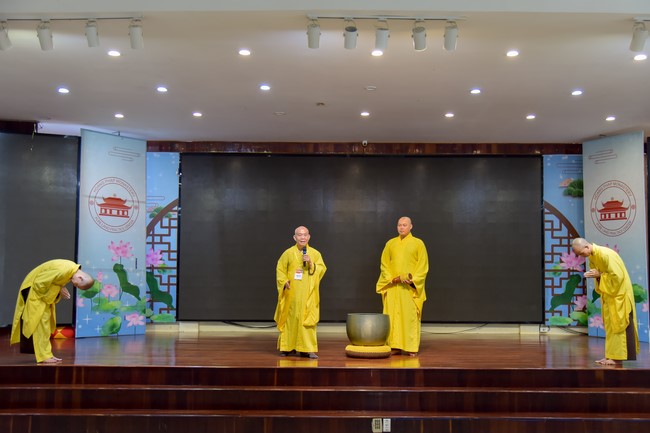 Opening the 98th Seven - Day Retreat