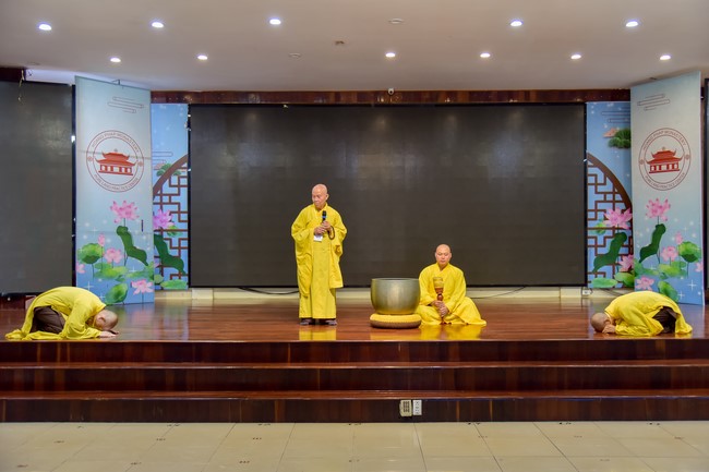 Opening the 98th Seven - Day Retreat