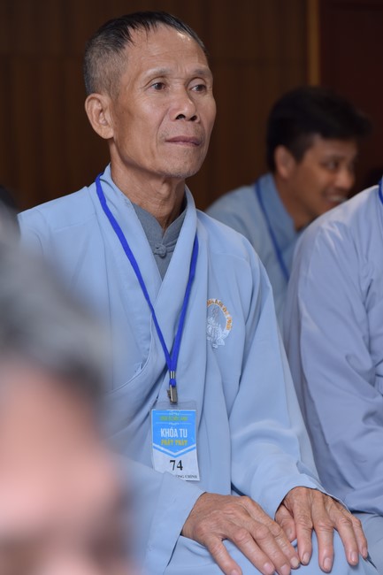 Dharma talk Looking back at the Vietnamese Buddha recitation Sect over the years  in The 98 th Seven-day Retreat