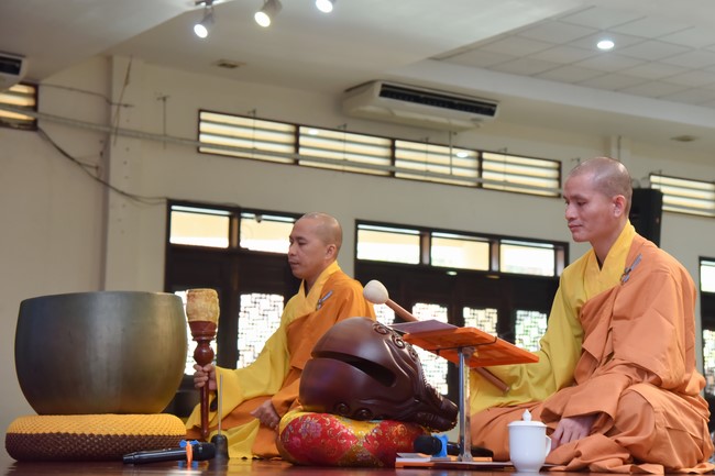 Dharma talk Looking back at the Vietnamese Buddha recitation Sect over the years  in The 98 th Seven-day Retreat