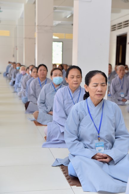 Dharma talk Looking back at the Vietnamese Buddha recitation Sect over the years  in The 98 th Seven-day Retreat