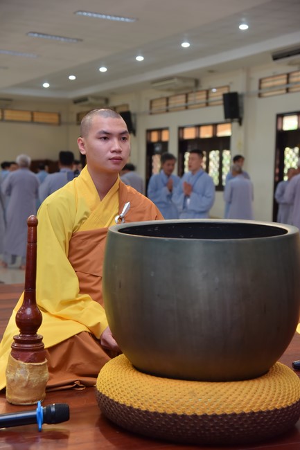 Dharma talk Looking back at the Vietnamese Buddha recitation Sect over the years  in The 98 th Seven-day Retreat