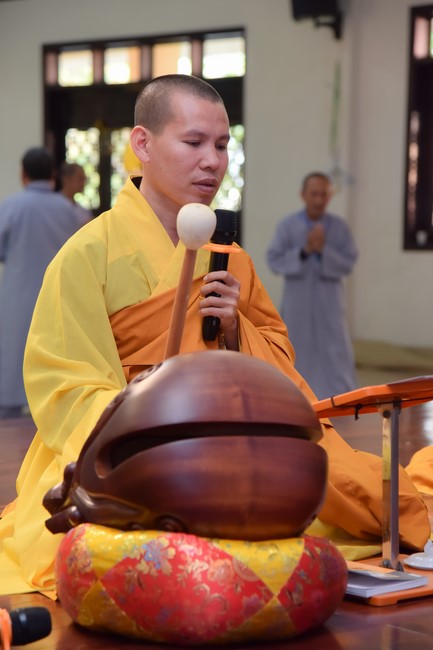 Dharma talk Looking back at the Vietnamese Buddha recitation Sect over the years  in The 98 th Seven-day Retreat