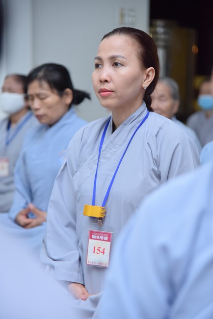 Dharma talk Looking back at the Vietnamese Buddha recitation Sect over the years  in The 98 th Seven-day Retreat