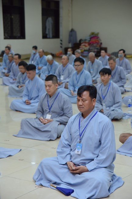 Dharma talk Looking back at the Vietnamese Buddha recitation Sect over the years  in The 98 th Seven-day Retreat