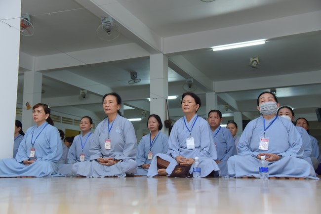 Dharma talk Looking back at the Vietnamese Buddha recitation Sect over the years  in The 98 th Seven-day Retreat